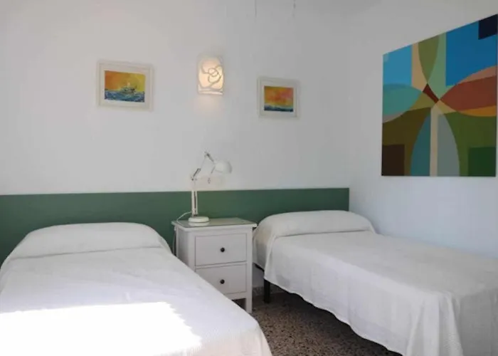 Apartment 4d Mar2 2 *