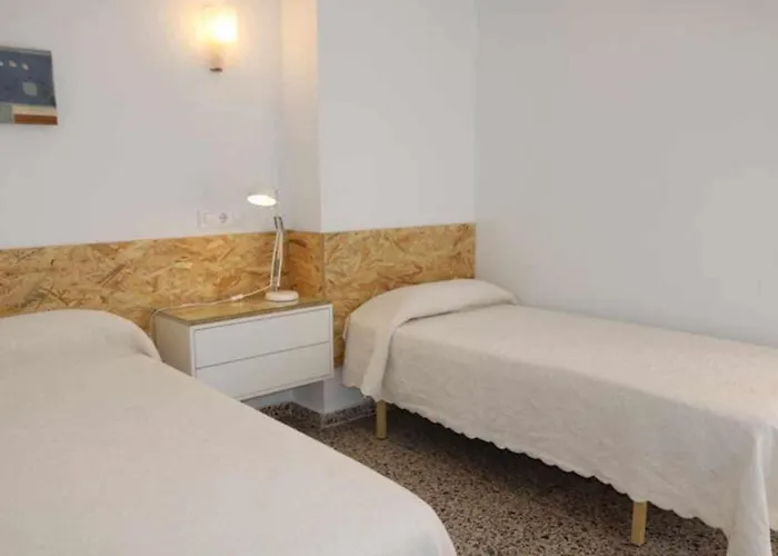 4d Mar2 2 Apartment *